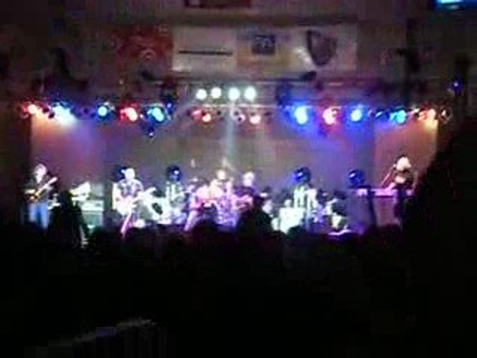 Creedence Clearwater Revisited- Born on the Bayou-7-16-09