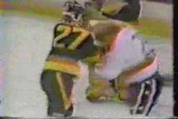 Glen Cochrane vs Ed Kastelic CANUCKS vs CAPITALS