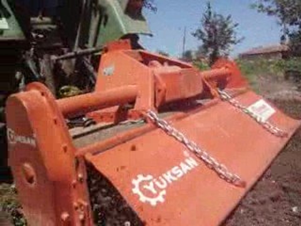 FENDT 103 ve Yüksan çapalama