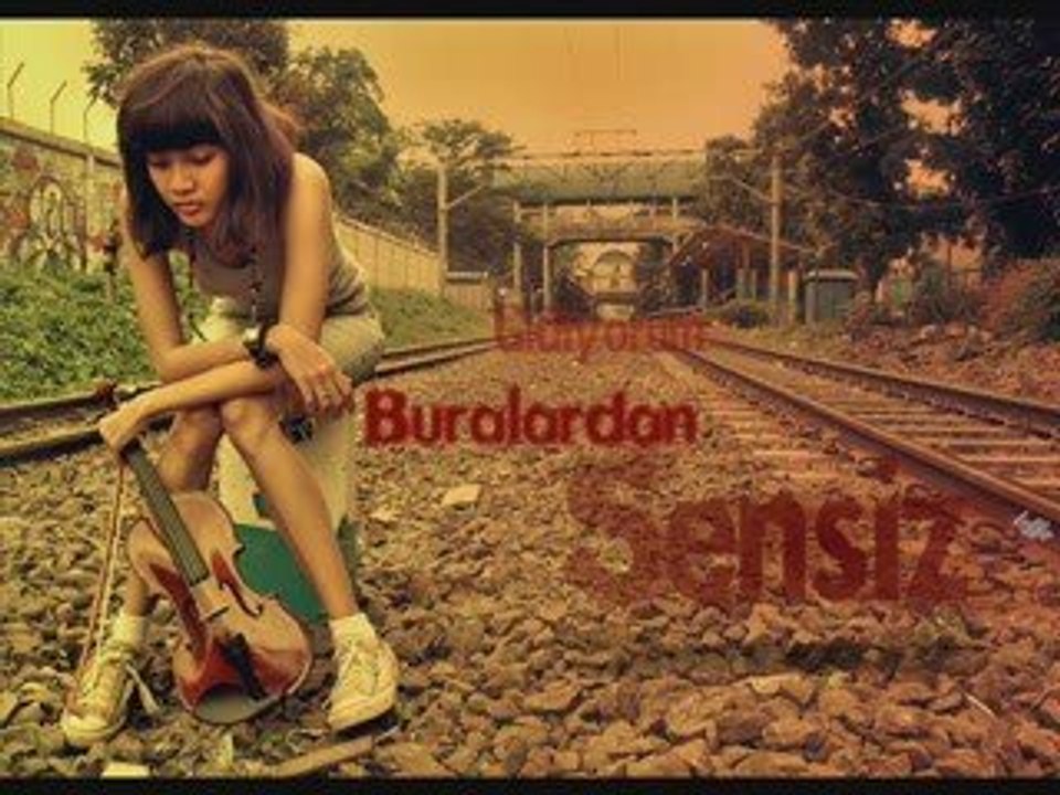 Kırık Gitar Gözlerime Çizdim Seni