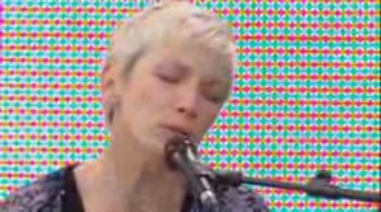 Annie Lennox "why"  live8