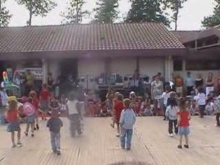 Spectacle de l'école Gaston Larrieu - Les grands