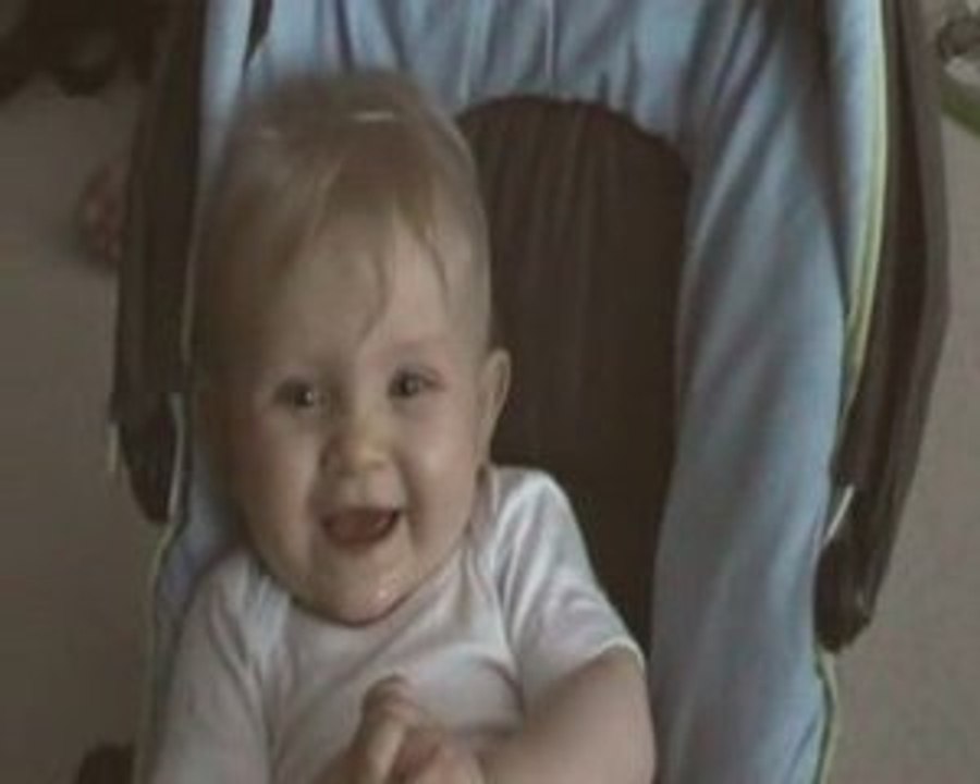 mon bébé d'amour fou rire