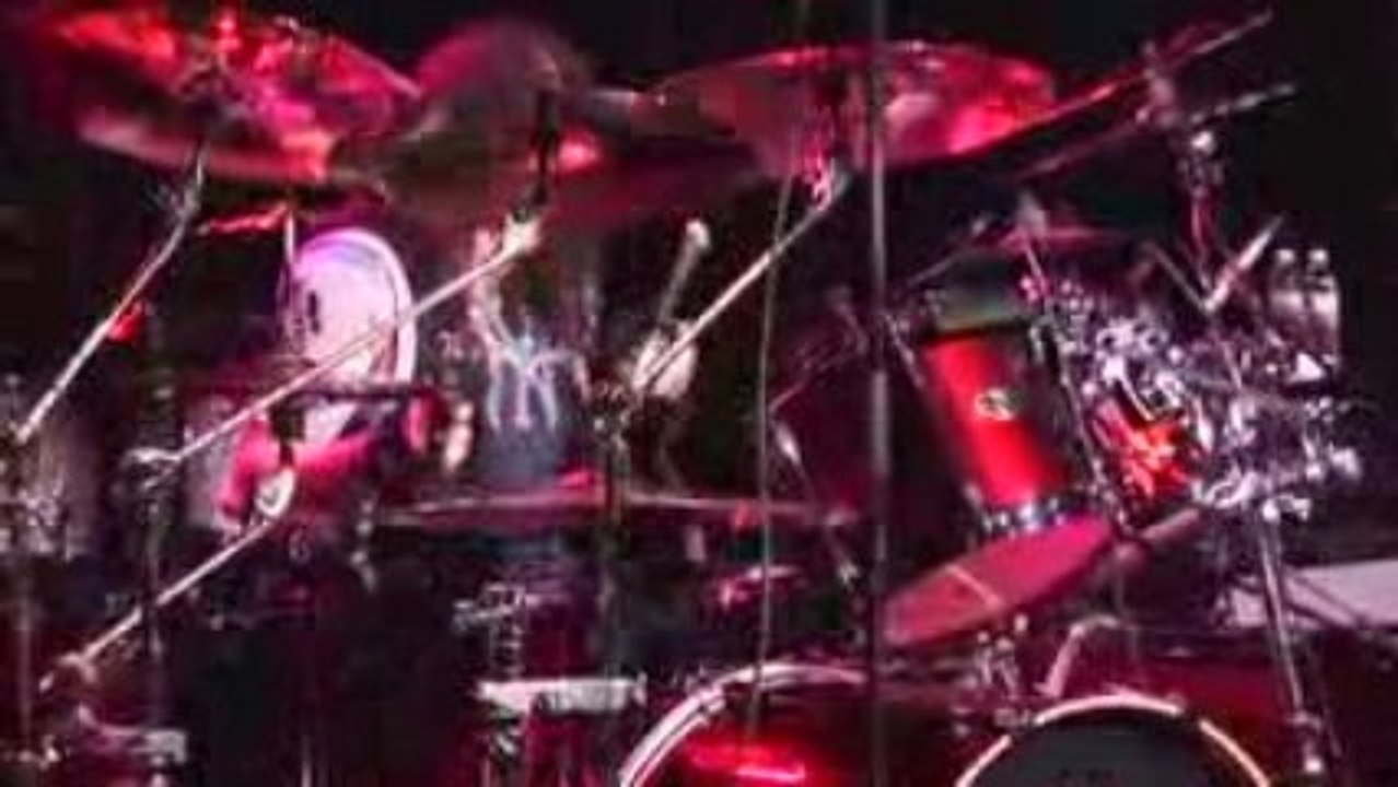 Jason Bittner (Shadows Fall)- Drum Solo Guitar Center 2009