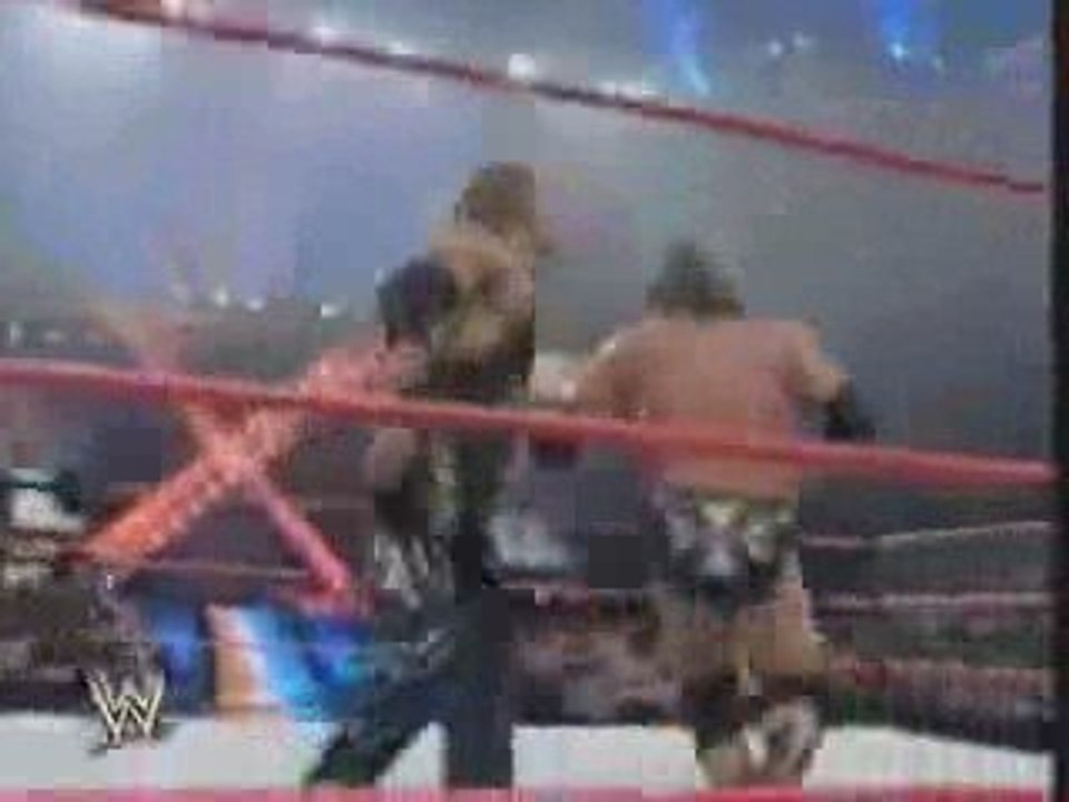 Kevin Nash Vs Triple H - Insurrextion 2003