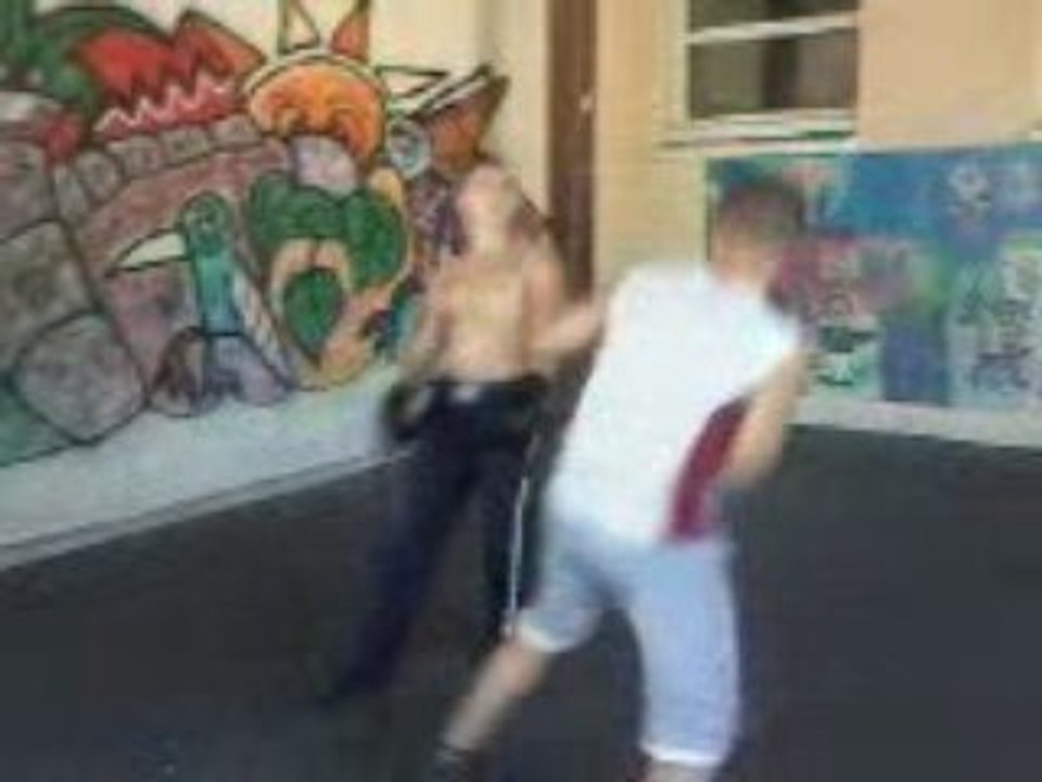 Moi(Jogging) Contre Kevin boxe anglaise