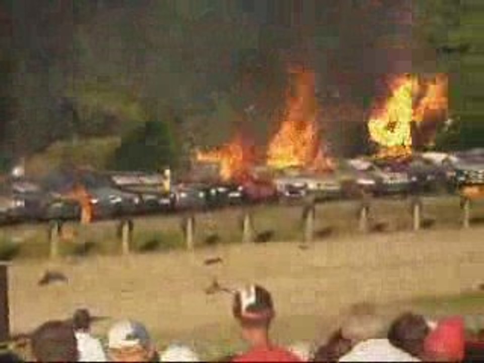 Fermax cascadeurs 40 ans a Barenton Saut enflamé final