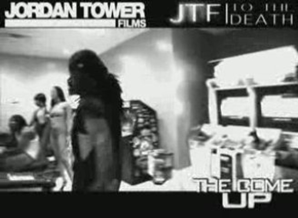 T-Pain Feat Young Cash, Tay Dizm & Travis McCoy - Every Girl