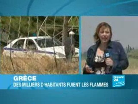 Ds milliers de Grecs fuient les flammes qui menacent Athènes