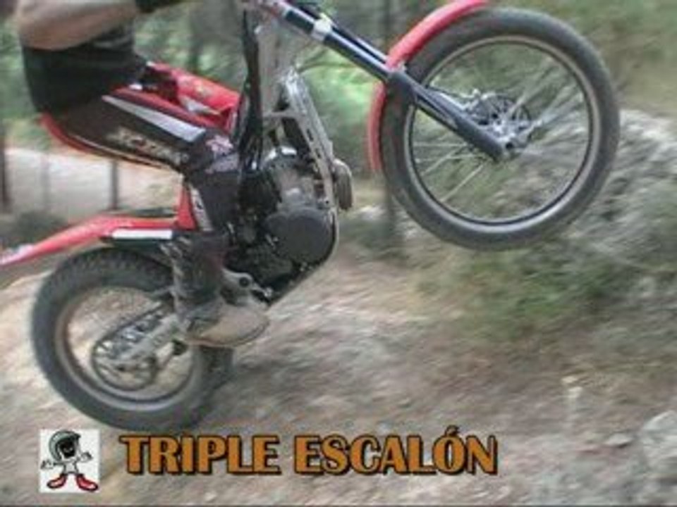 TRIPLE ESCALÓN