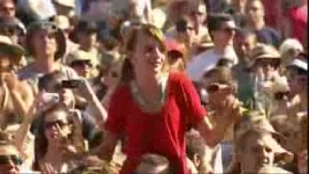 Alesha Dixon - The Boy Does Nothing (Live @ V Festival)