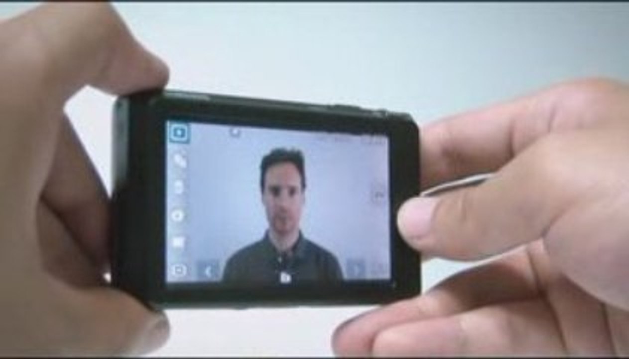 Samsung camera ST550(TL225) Dual LCDs make it easy!