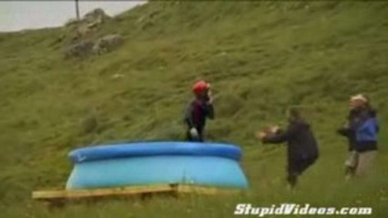 Bu Adam Çıldırmış Olmalı - MuGi.us