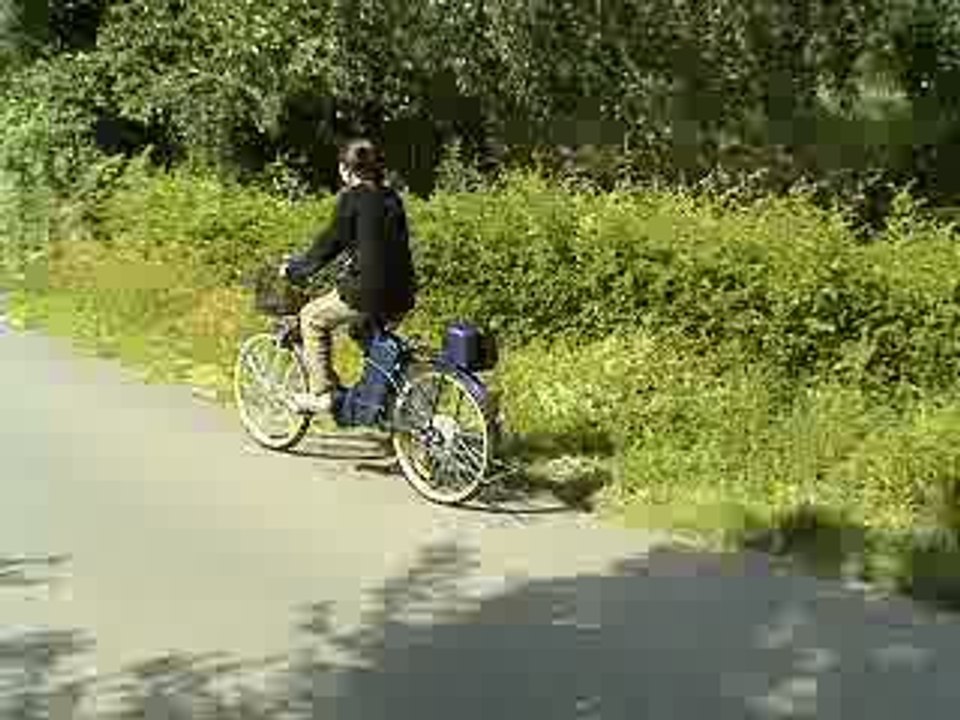 Le vélo à assistance électrique (VAE) City 3 - côte à 8%