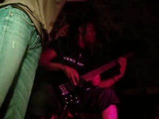 Linley Marthe au caveau des oubliettes. GROOVE !!!