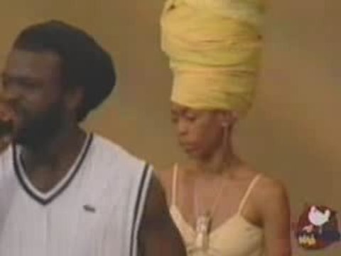 The Roots featuring Erykah Badu [Live] Woodstock 1999 (4)