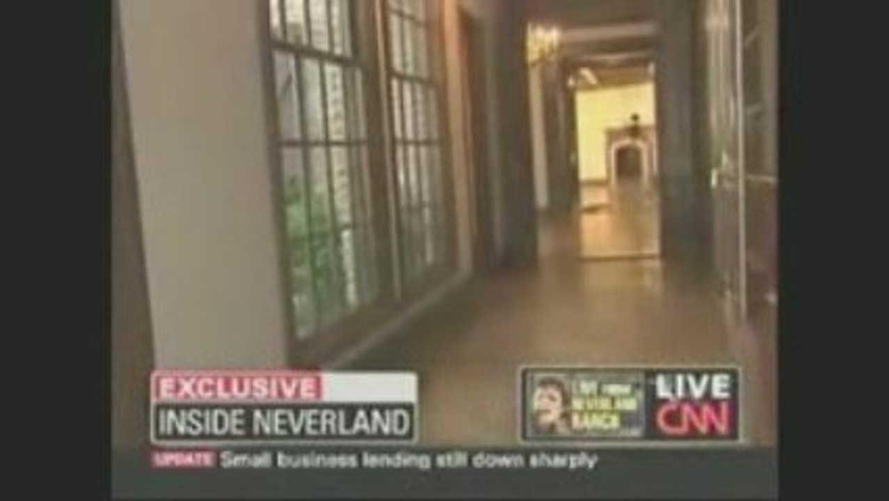 Le Fantôme De Michael Jackson ? (Live @ CNN Larry King)