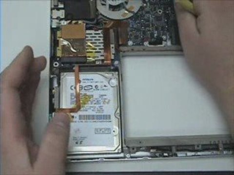 Macbook Pro Repair 17 Inch - Hard Drive Removal
