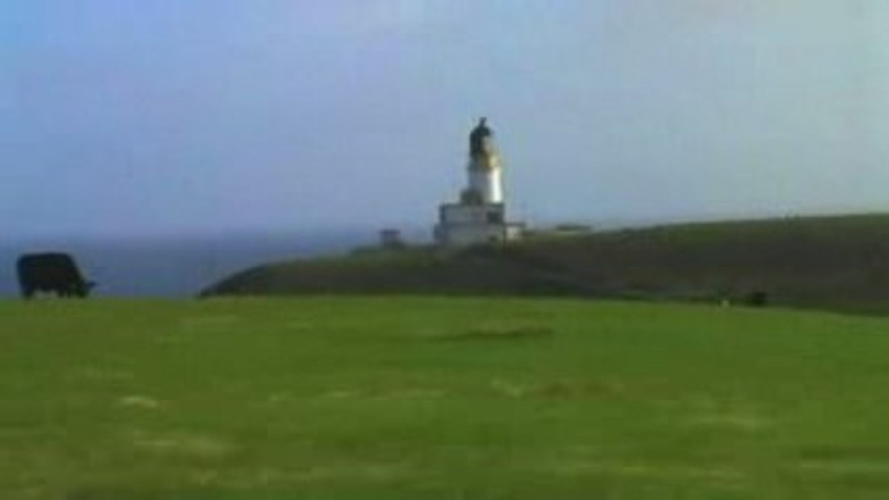 KILLANTRINGAN LIGHTHOUSE - SCOTLAND