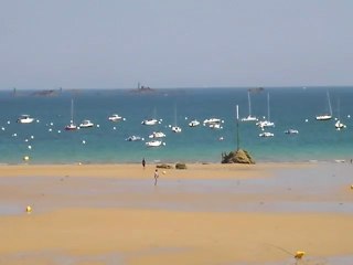 Saint lunaire