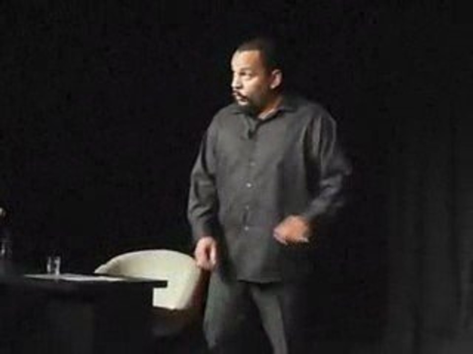 Dieudonné - Extrait Sandrine - Colonel Foley