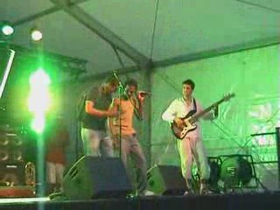 Les flammes s'éteignent -ADUNA MOJO