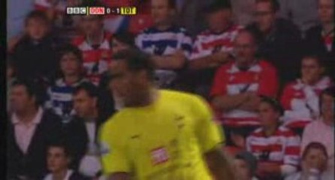 Huddlestone Goal Doncaster v Tottenham 26th August 2009