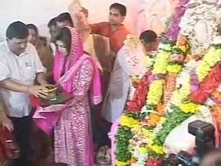 RAJA GANESH UTSAV Priyanka Chopra