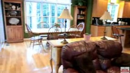 8 Lexington Circle, Bedford, Massachusetts real estate