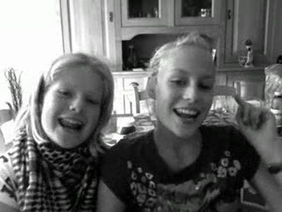 petite videO pOur presenter nOtre bloG