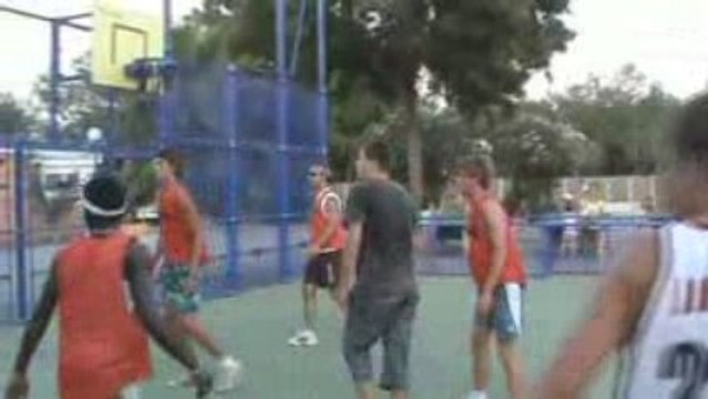 Sport Basket Camping Les Marsouins Argeles Aout 2009