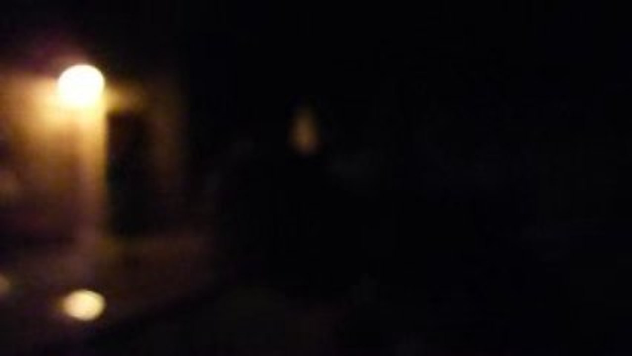 World Pétanque Tour 2009 - 1er jour - Eric qui dort...