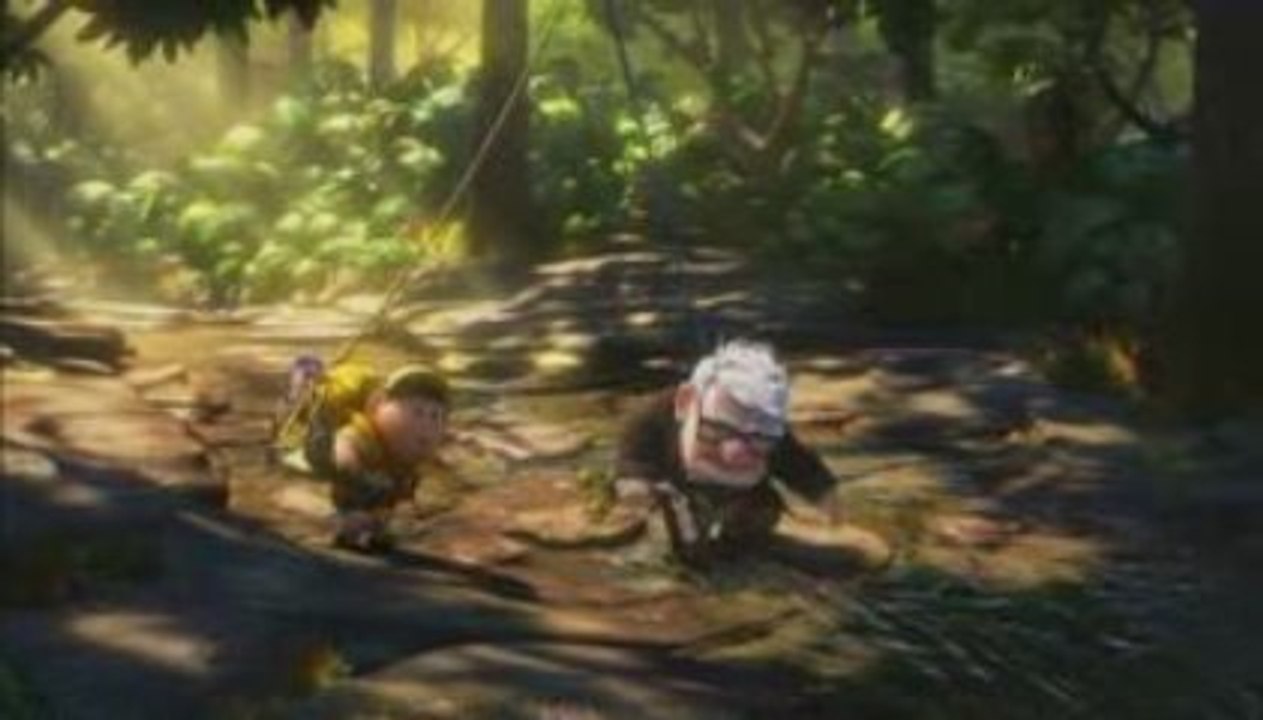 OBEN - Disney MovieSurfers