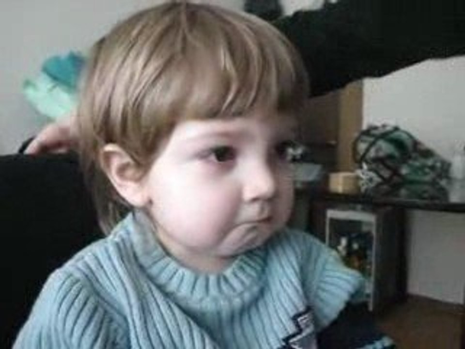 [From www.metacafe.com] 2713216.10312043.11