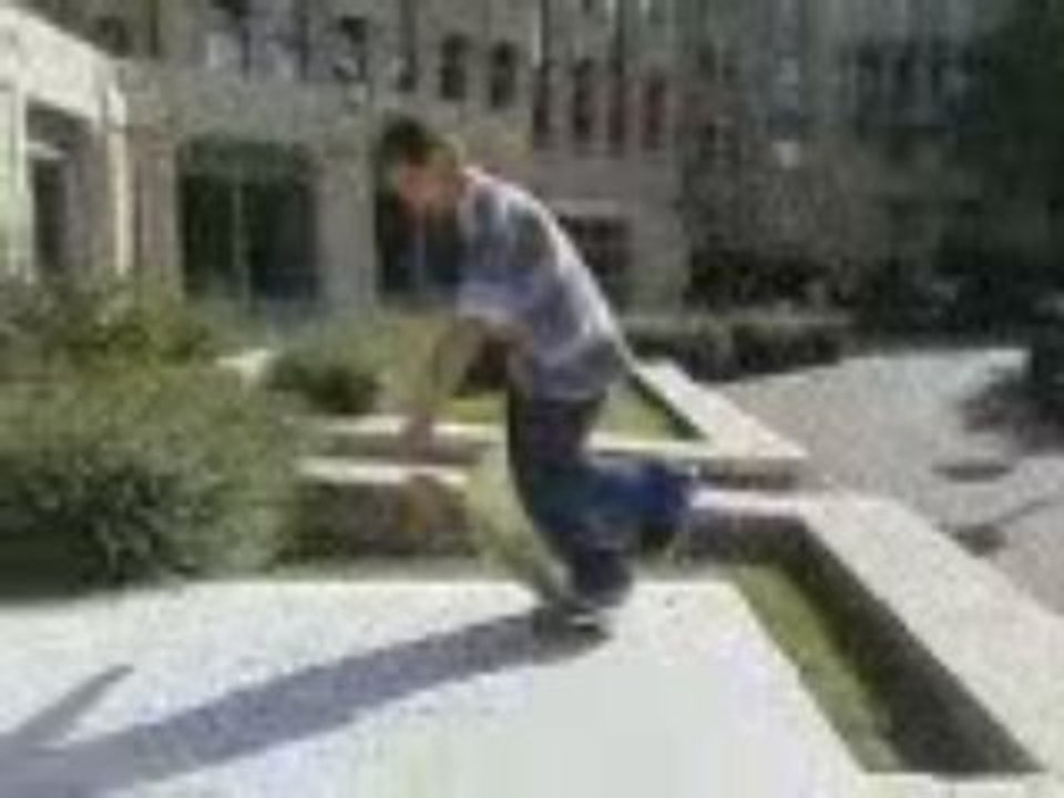 mon flip