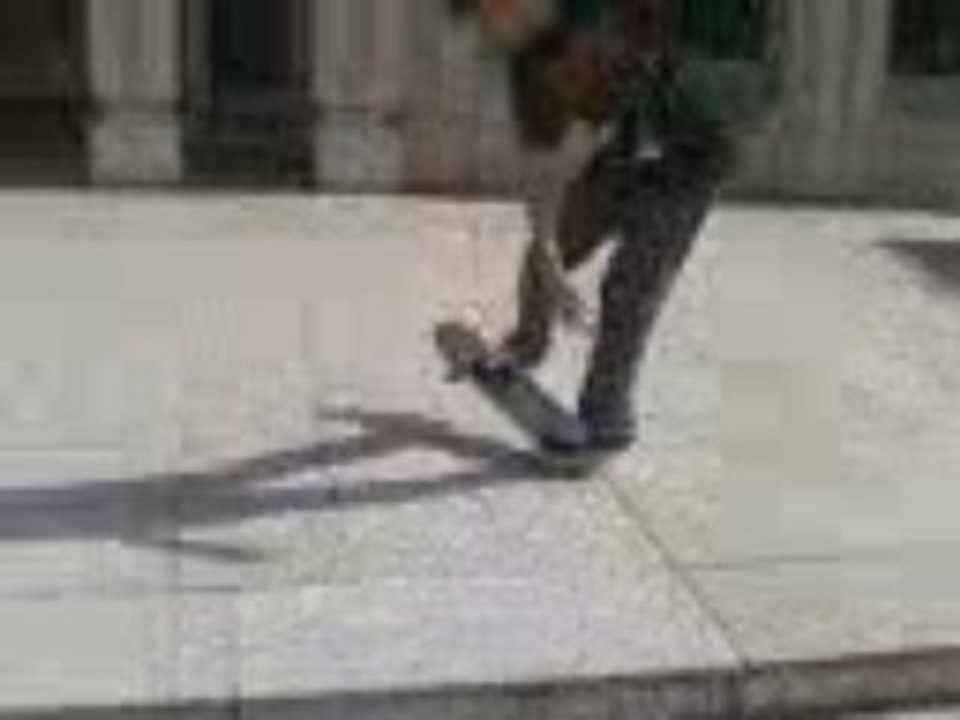 mon cousin fais un manual au spot de IBM