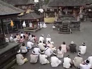 Temple bali besakih prayer