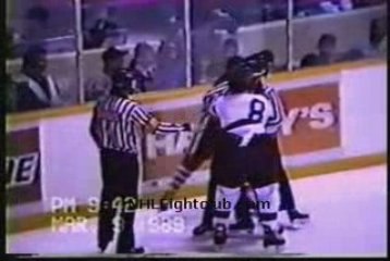 Tie Domi vs Scott Mahoney ROUND 2 PETES vs GENERALS 030989