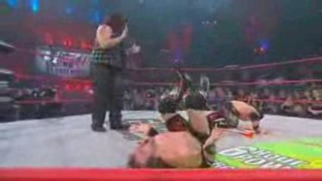 Abyss vs Motor City Machine Guns