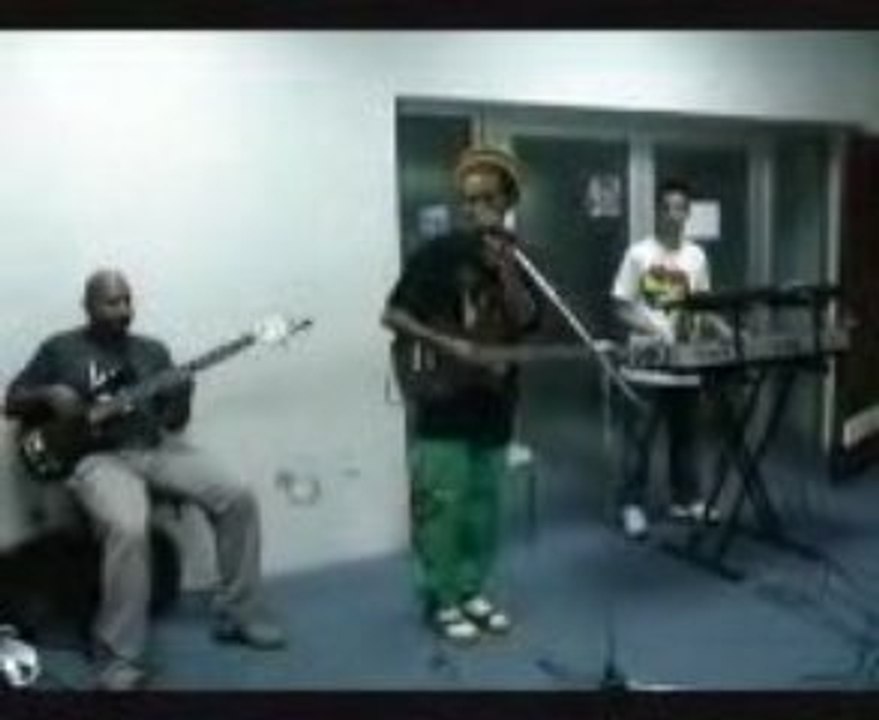 Rastabio sing "Message"