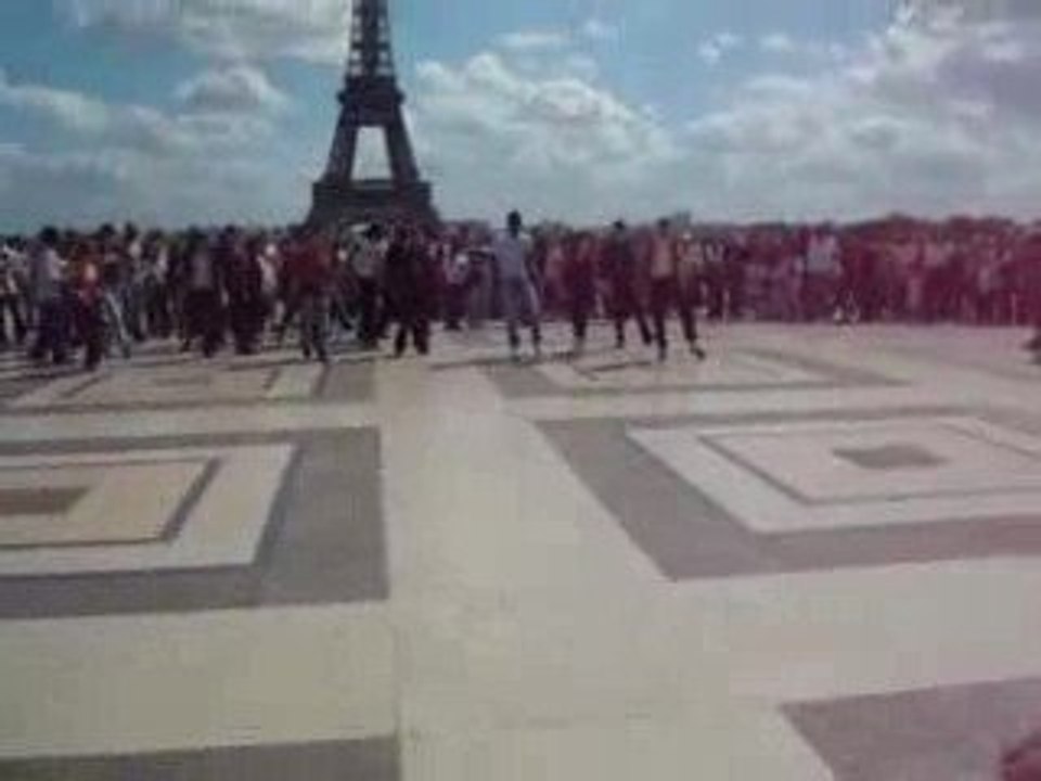 hommage michael jackson le 29aout au trocadero...