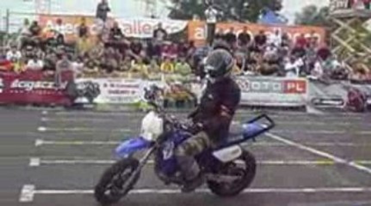 Stunt GP Bydgoszcz 2009 - Peter z simsony.net