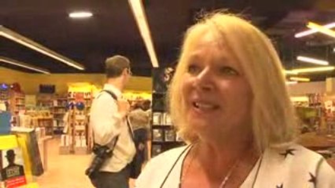 Séance dédicace avec Claudi Cardinale