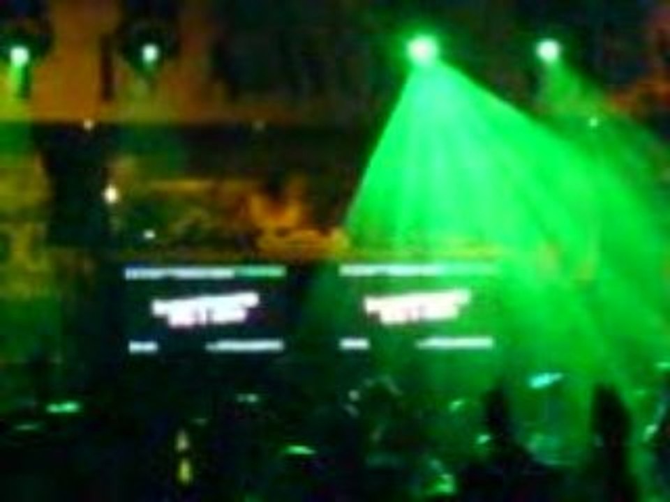 MOV00107