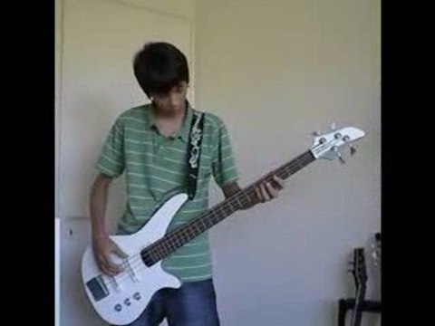 Hysteria Muse bass cover