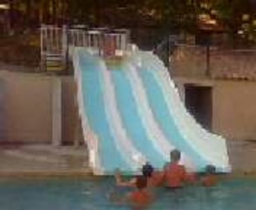 moi a la piscine du camping