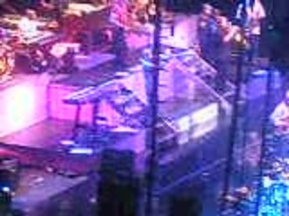 MSG Concert: EWF+Chicago - Does Anybody Know What Time It Is