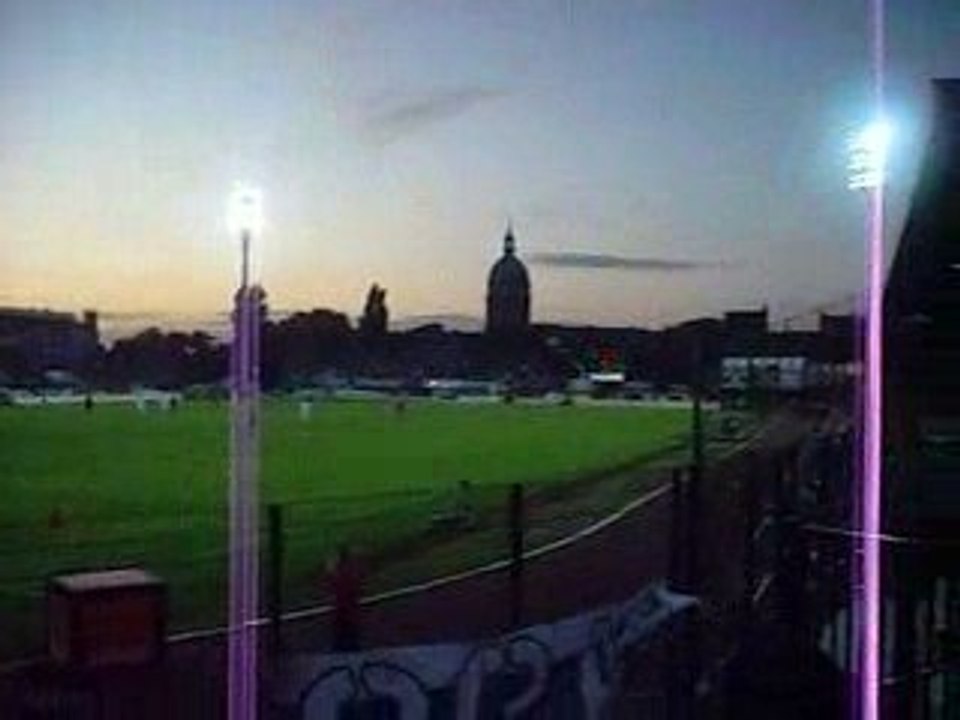 Boulogne Sur Mer-Auxerre 29/08/09 Tu seras  jamais seul nous