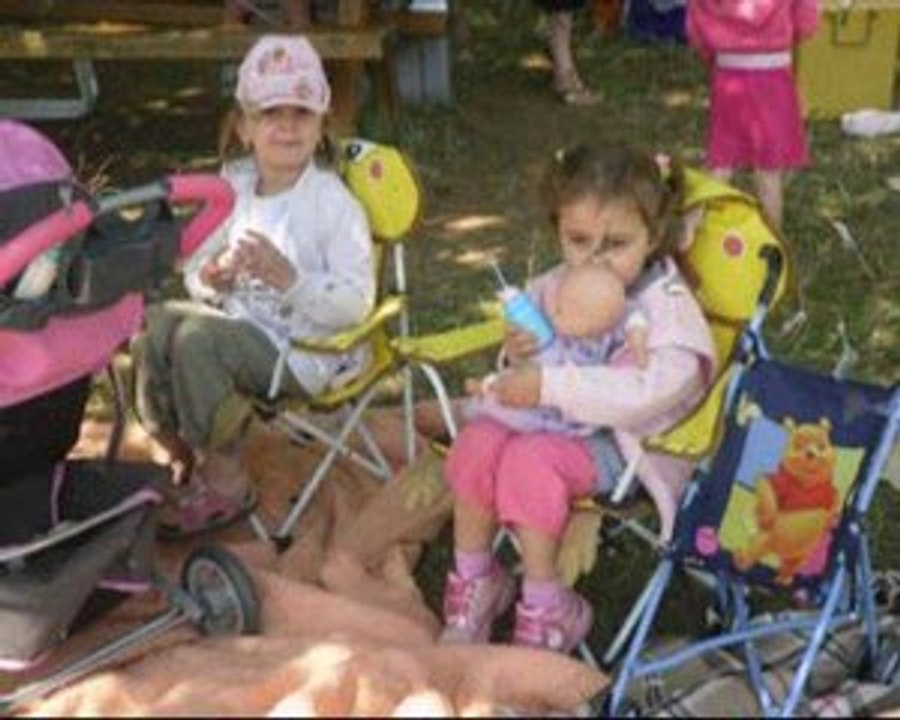 30-08-09 pic nic avant garde pompey ced mum david jess