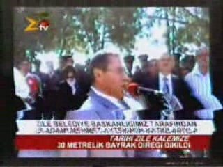 Zile kalesine deli dervişin katkılarıyla 150m kare bayrak